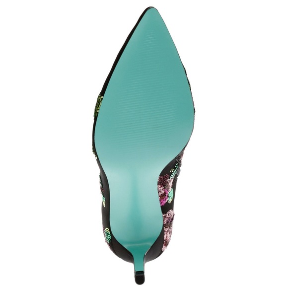 Betsey Johnson
Women's Coper Sequin Floral
 NEW with box size 8/5.            #2 - Picture 6 of 8